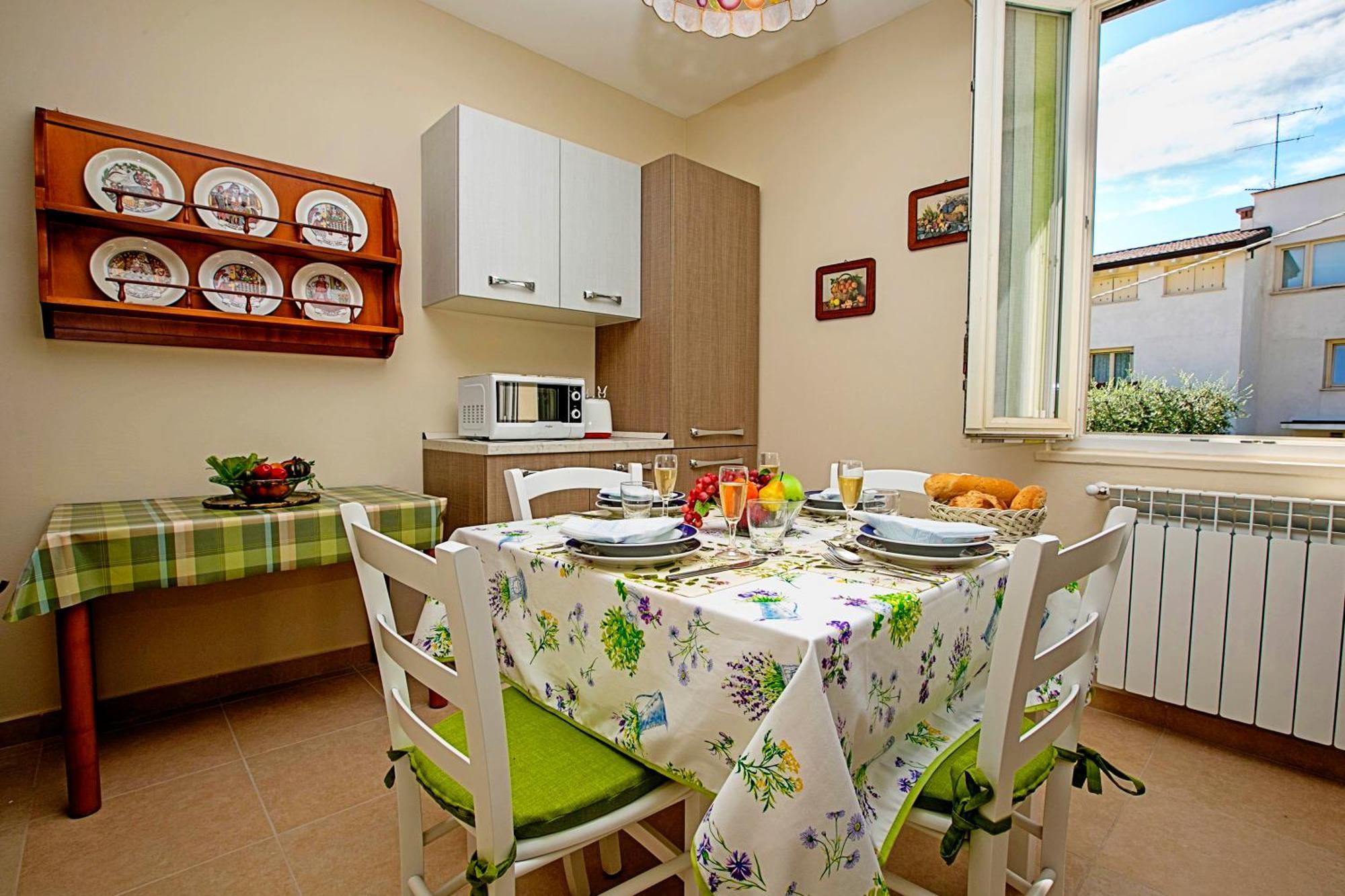 Villa Mimosa - Appartamento 2 Desenzano del Garda Esterno foto