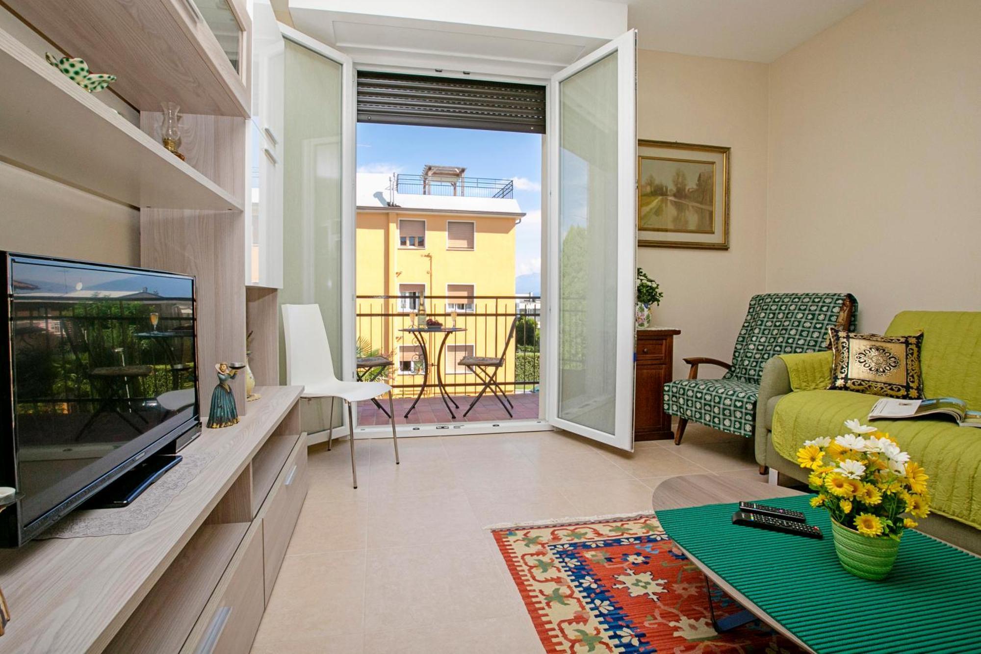 Villa Mimosa - Appartamento 2 Desenzano del Garda Esterno foto