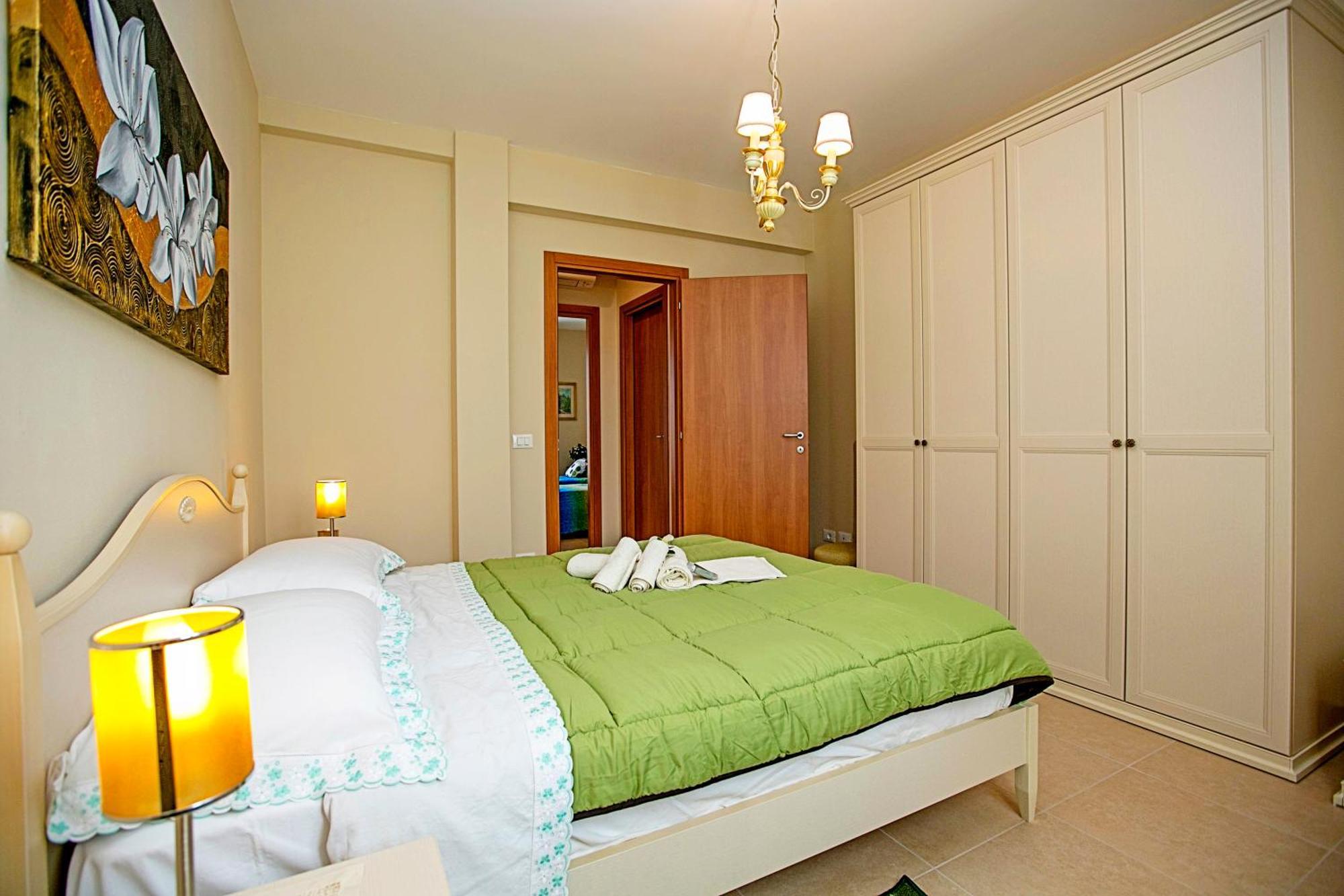 Villa Mimosa - Appartamento 2 Desenzano del Garda Esterno foto