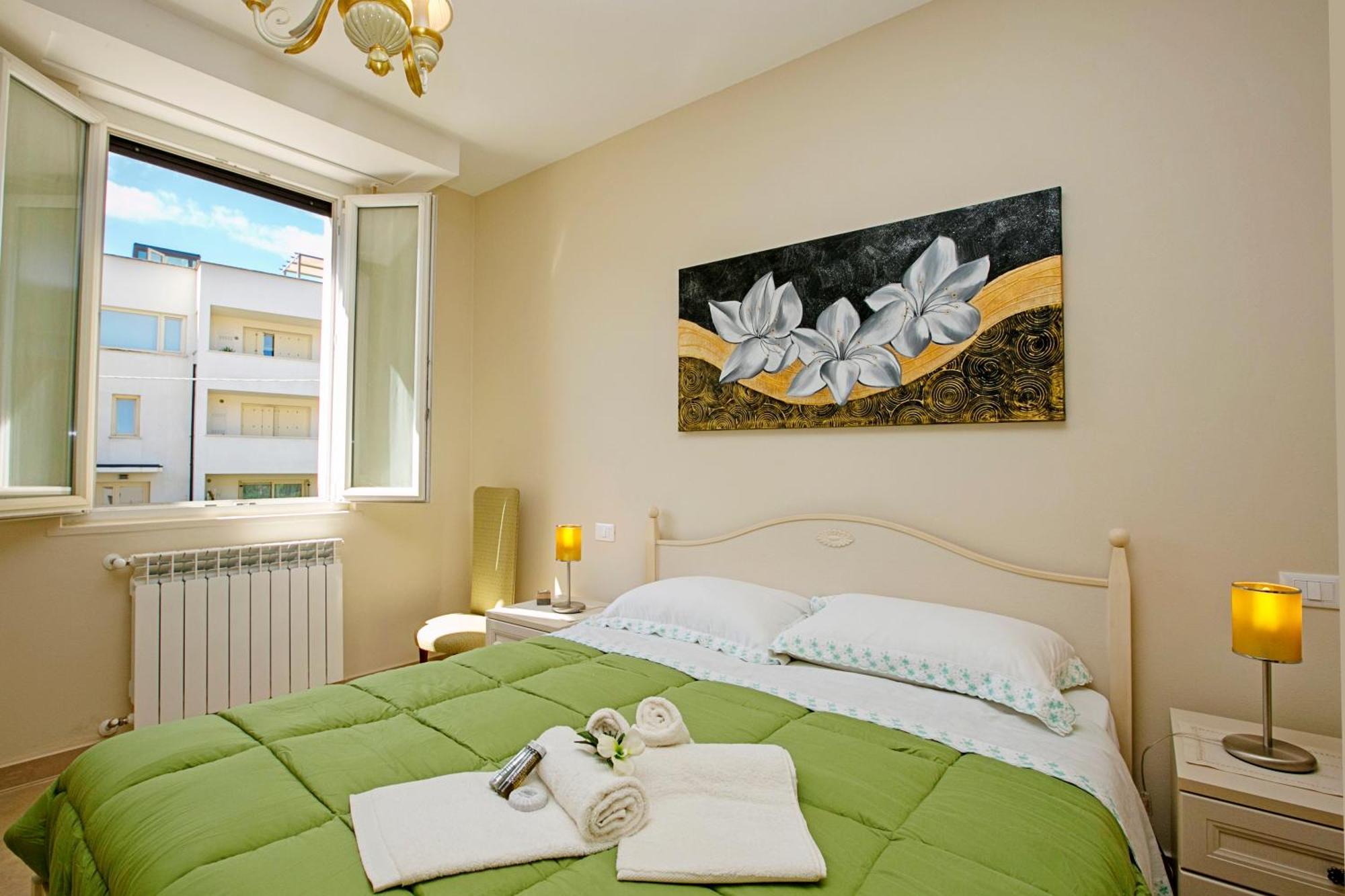 Villa Mimosa - Appartamento 2 Desenzano del Garda Esterno foto